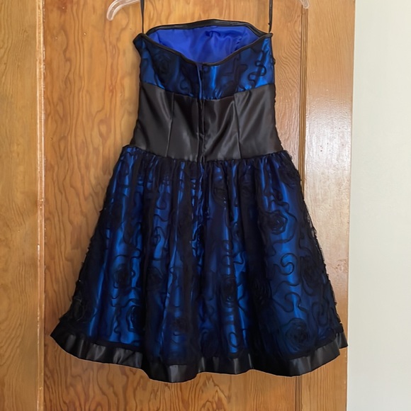 Like-new dress from Jessica McClintock for Gunne Sax size 5 - Picture 2 of 3